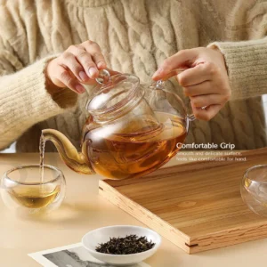 SHADE_Botanicals_-_Loose_Leaf_Tea_Blends_-_Drinking_Lifestyle_-_Teaware_&_Equipment_-_Socialite_Clear_Glass_Teapot
