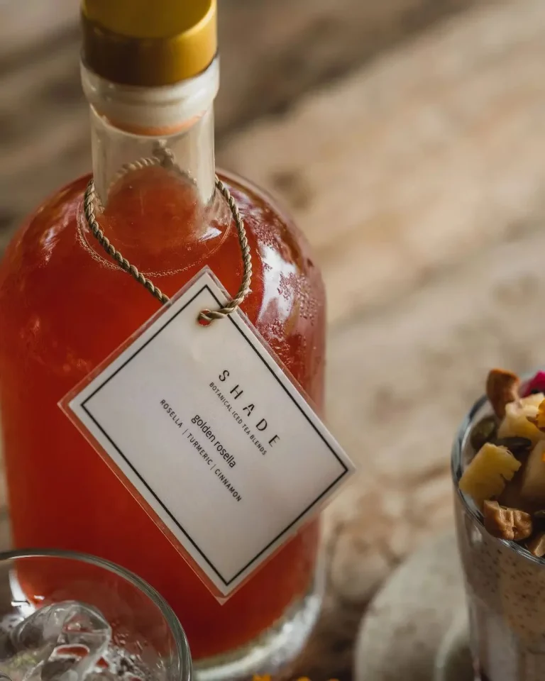 SHADE_Botanicals_-_Drinking_Lifestyle_-_Iced_Tea_Bottle_-_Golden_Rosella_Variant