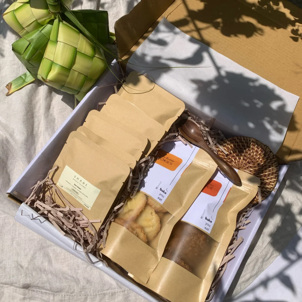SHADE_Botanicals_-_Loose_Leaf_Tea_Blends_-_Services_-_Business_Collaboration_for_Hamper_Present_or_Gift