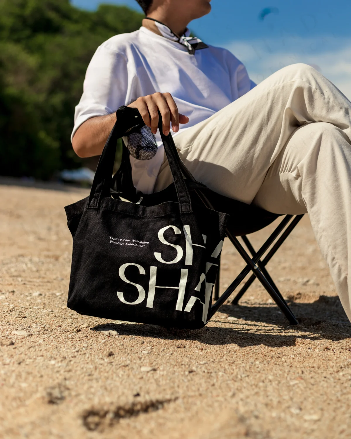 SHADE_Botanicals_-_Loose_Leaf_Tea_Blends_-_Gifts_-_Packaging_&_Gifting_-_Tote_Bag_-_BOTANICA_CARRYALL
