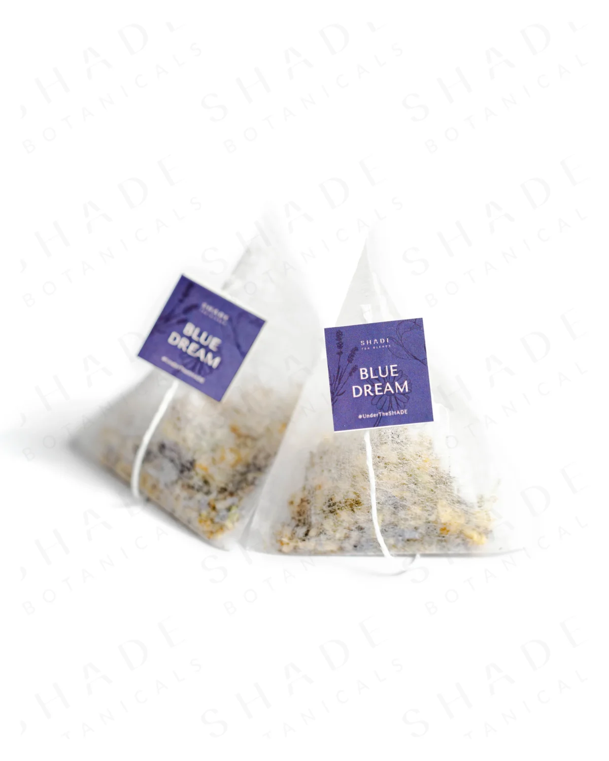 SHADE_Botanicals_-_Tea_Bag_with_Loose_Leaf_Tea_Blends_-_Drinking_Lifetyle_-_Blue_Dream_Variant