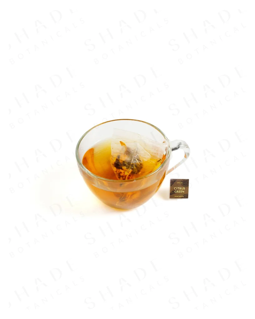 SHADE_Botanicals_-_Tea_Bag_with_Loose_Leaf_Tea_Blends_-_Drinking_Lifetyle_-_Citrus_Green_Variant