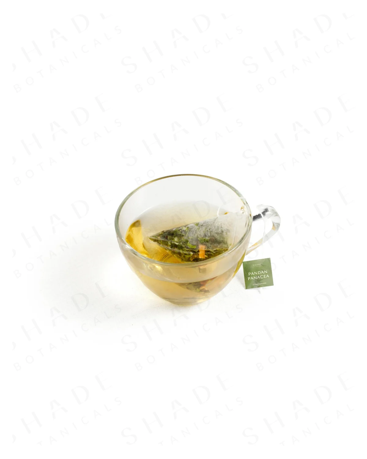 SHADE_Botanicals_-_Tea_Bag_with_Loose_Leaf_Tea_Blends_-_Drinking_Lifetyle_-_Pandan_Panacea_Variant
