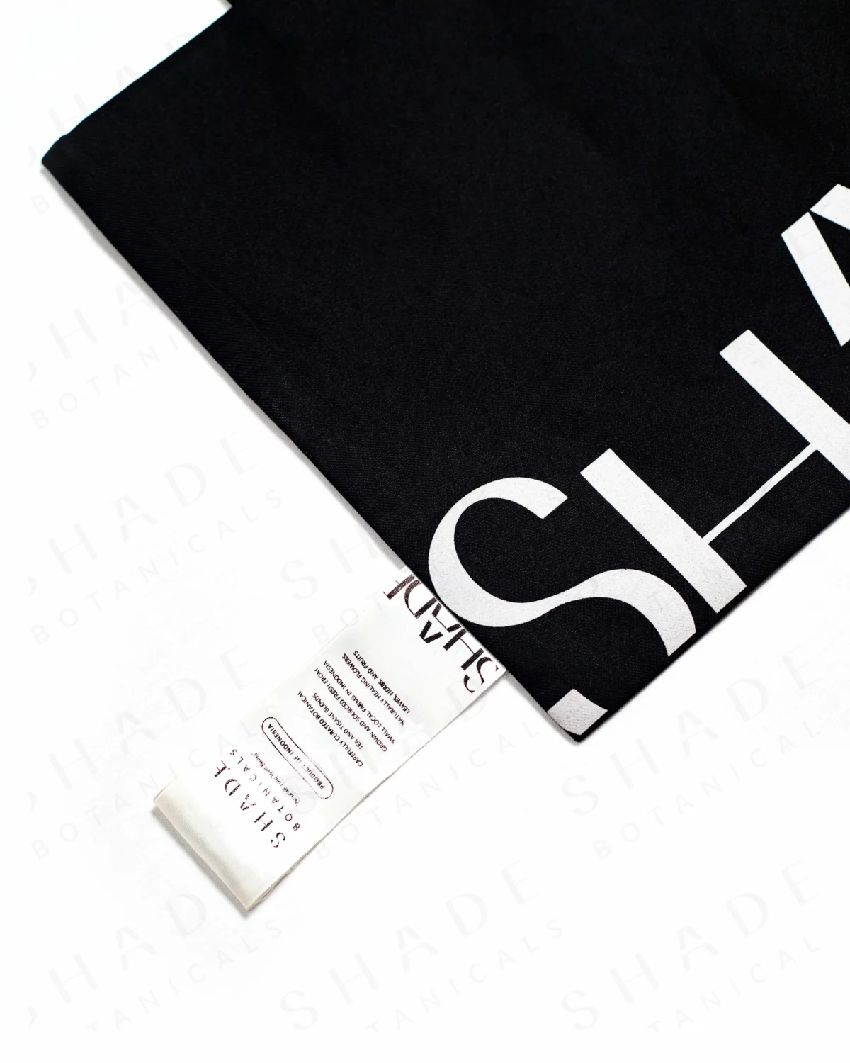 SHADE_Botanicals_-_Loose_Leaf_Tea_Blends_-_Gifts_-_Packaging_&_Gifting_-_Tote_Bag_-_ESSENTIAL_CARRYALL